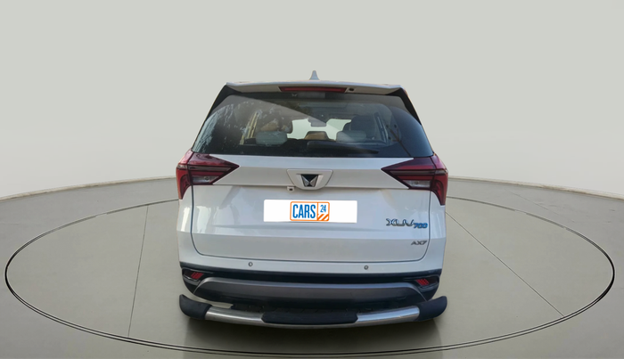 2021 Mahindra XUV700 AX 7 P AT 7 STR, Petrol, Automatic, 1,02,378 km, exterior