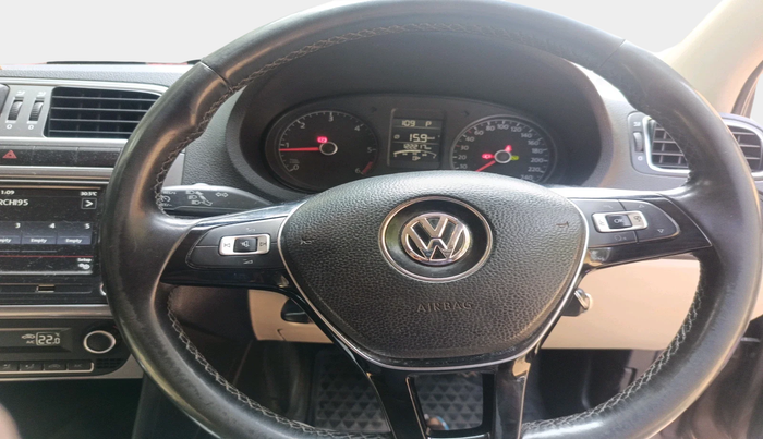 2019 Volkswagen Vento HIGHLINE PLUS 1.5 AT 16 ALLOY, Diesel, Automatic, 1,22,217 km, interior