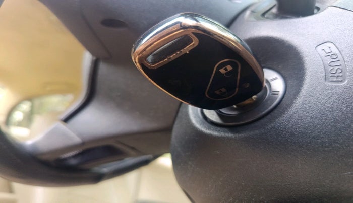 2013 Honda Amaze 1.2L I-VTEC S, Petrol, Manual, 1,41,944 km, interior