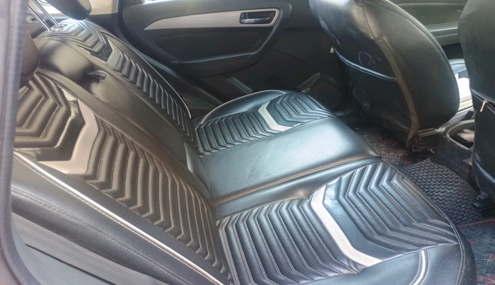 2016 Maruti Vitara Brezza ZDI, Diesel, Manual, 1,00,389 km, interior