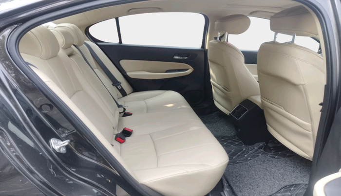 2022 Honda City 1.5L I-VTEC ZX CVT, Petrol, Automatic, 58,460 km, interior