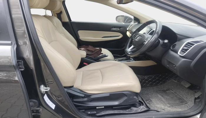 2022 Honda City 1.5L I-VTEC ZX CVT, Petrol, Automatic, 58,460 km, interior