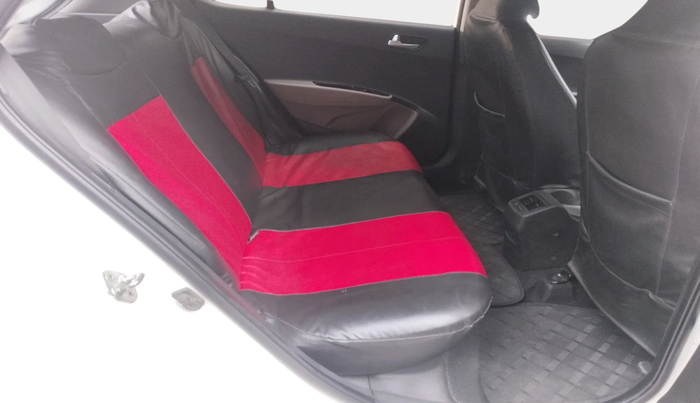 2016 Hyundai Grand i10 SPORTZ 1.2 KAPPA VTVT, Petrol, Manual, 60,649 km, interior