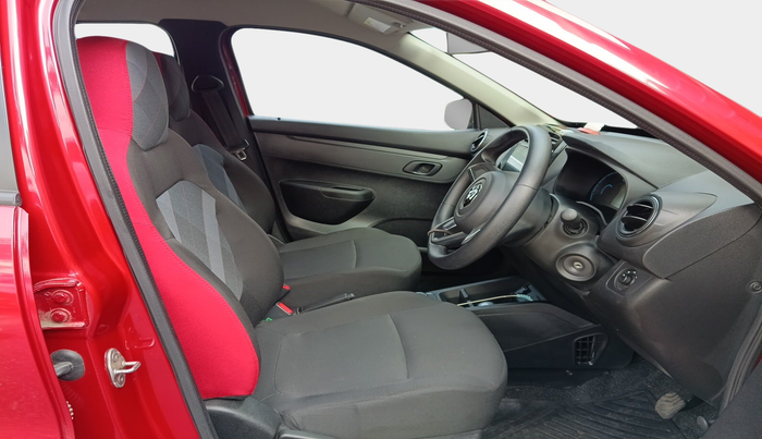 2022 Renault Kwid RXT 1.0 AMT, Petrol, Automatic, 17,665 km, interior