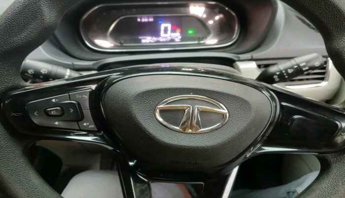 2022 Tata NEXON XZ PLUS PETROL, Petrol, Manual, 32,524 km, interior