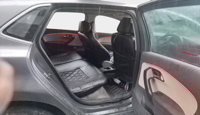 2011 Volkswagen Polo TRENDLINE 1.2L DIESEL, Diesel, Manual, 66,910 km, interior