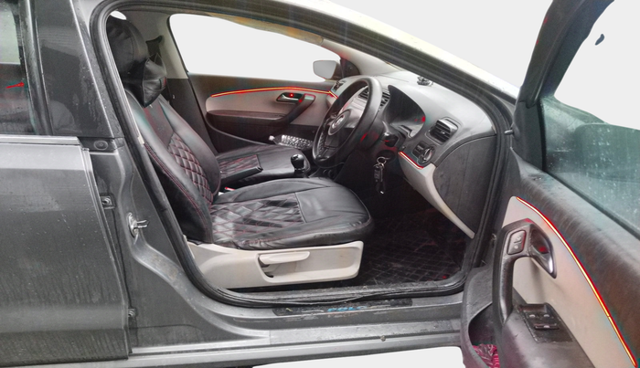 2011 Volkswagen Polo TRENDLINE 1.2L DIESEL, Diesel, Manual, 66,910 km, interior