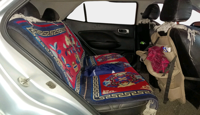 2019 Hyundai VENUE S 1.2, Petrol, Manual, 64,293 km, interior