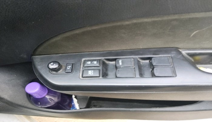 2016 Maruti Swift VXI, Petrol, Manual, 35,510 km, interior