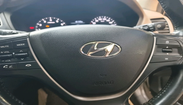 2018 Hyundai Elite i20 ASTA 1.2 (O), Petrol, Manual, 39,700 km, interior