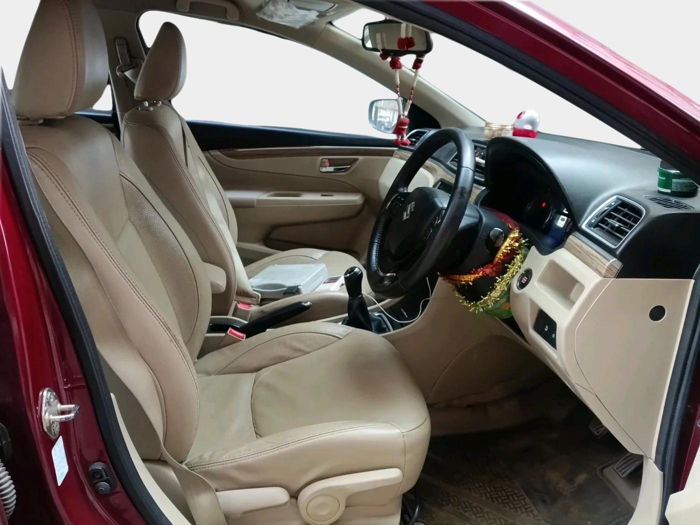 2018 Maruti Ciaz ALPHA 1.5 SHVS PETROL, Petrol, Manual, 60,726 km, interior