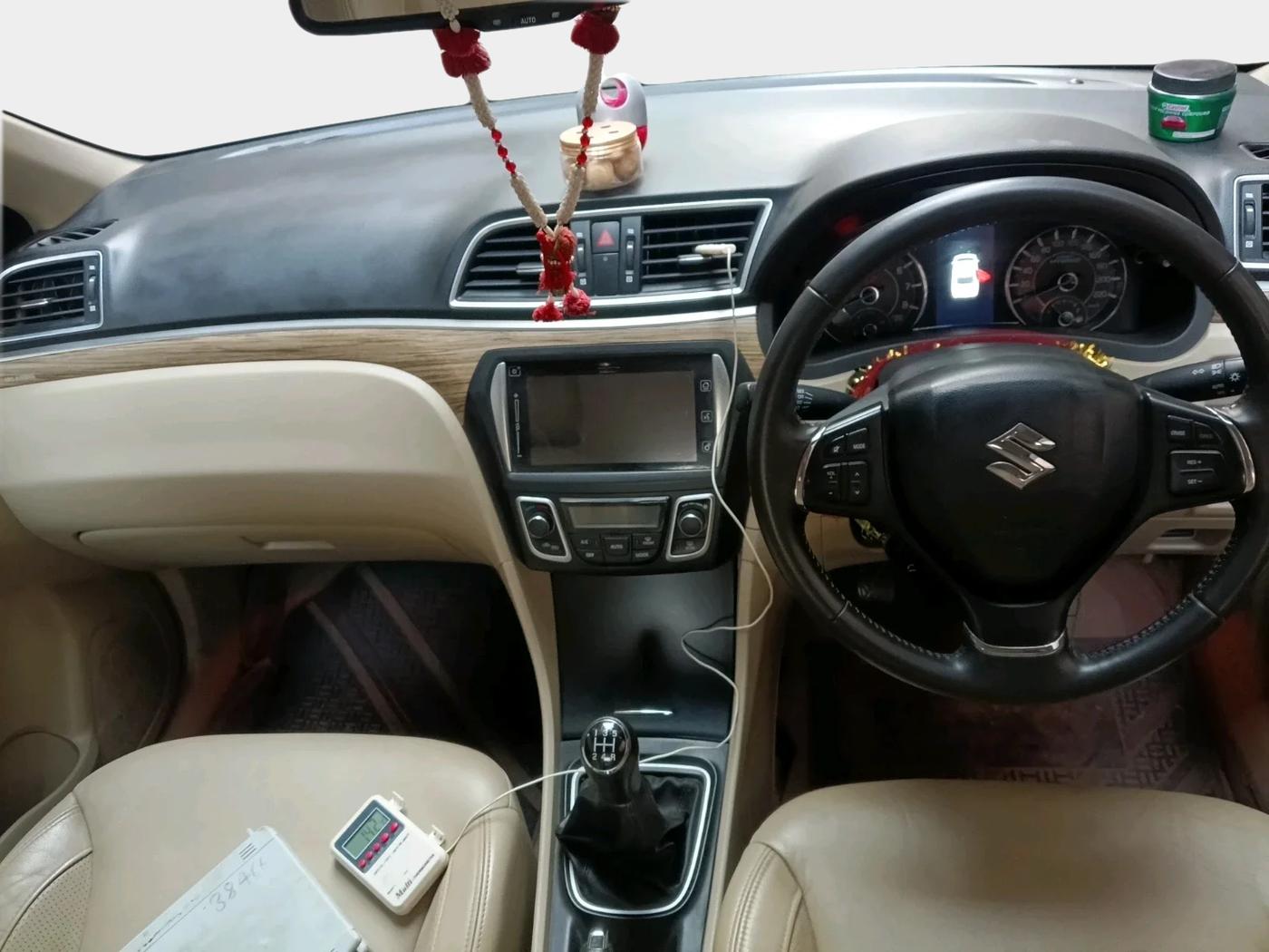 2018 Maruti Ciaz ALPHA 1.5 SHVS PETROL, Petrol, Manual, 60,726 km, interior
