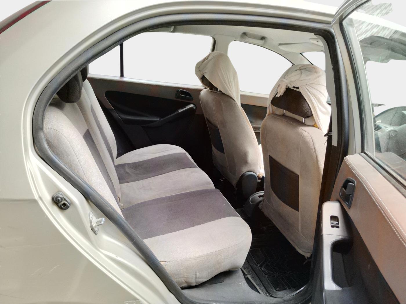 2010 Tata Indica Vista AURA SAFIRE, Petrol, Manual, 35,371 km, interior