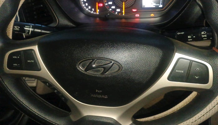 2019 Hyundai NEW SANTRO SPORTZ MT, Petrol, Manual, 38,399 km, interior