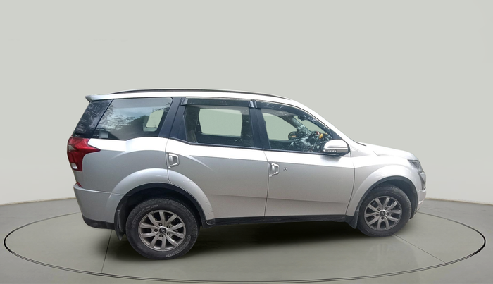 2019 Mahindra XUV500 W9, Diesel, Manual, 52,748 km, exterior
