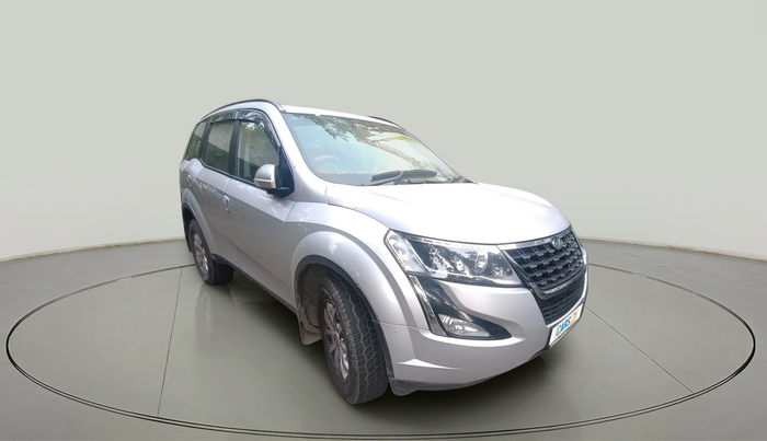 2019 Mahindra XUV500 W9, Diesel, Manual, 52,748 km, exterior