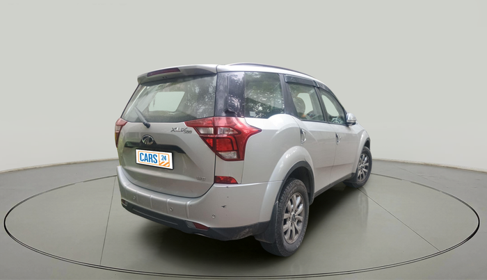2019 Mahindra XUV500 W9, Diesel, Manual, 52,748 km, exterior
