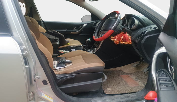 2019 Mahindra XUV500 W9, Diesel, Manual, 52,748 km, interior
