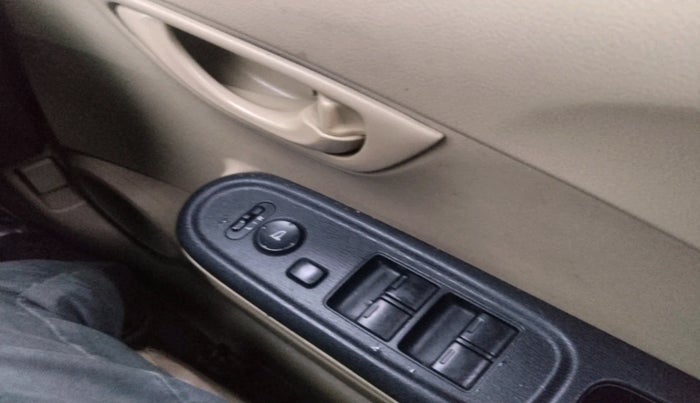 2015 Honda Brio S MT, Petrol, Manual, 78,153 km, interior