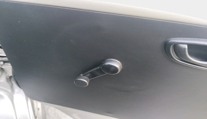 2022 Maruti Eeco 5 STR AC (O), Petrol, Manual, 44,620 km, interior