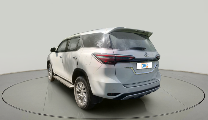 2022 Toyota Fortuner 4X4 MT 2.8 DIESEL, Diesel, Manual, 38,399 km, exterior