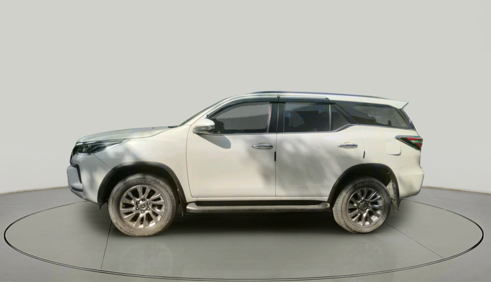 2022 Toyota Fortuner 4X4 MT 2.8 DIESEL, Diesel, Manual, 38,399 km, exterior