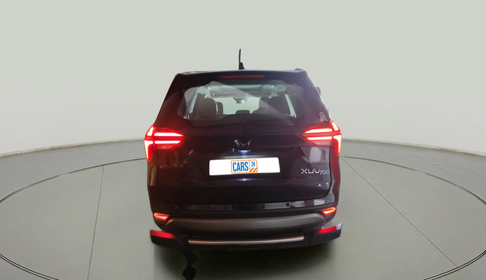 2022 Mahindra XUV700 AX 7 LUXURY D MT 7 STR, Diesel, Manual, 1,21,420 km, exterior