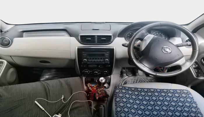 2014 Nissan Terrano XV D THP PREMIUM 110 PS, Diesel, Manual, 57,993 km, interior