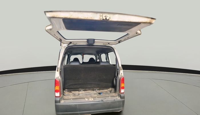 2022 Maruti Eeco 7 STR STD(O), Petrol, Manual, 35,214 km, exterior