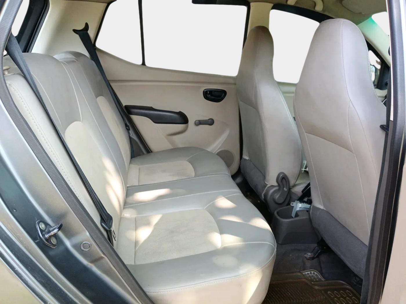 2011 Hyundai i10 ERA 1.1, Petrol, Manual, 48,085 km, interior