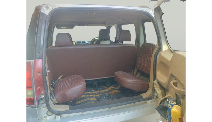 2017 Mahindra TUV300 T8, Diesel, Manual, 2,57,222 km, exterior