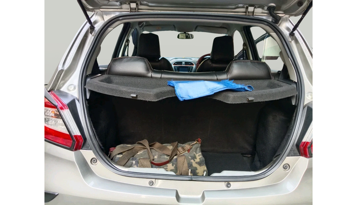 2018 Tata TIAGO NRG PETROL, Petrol, Manual, 67,804 km, exterior