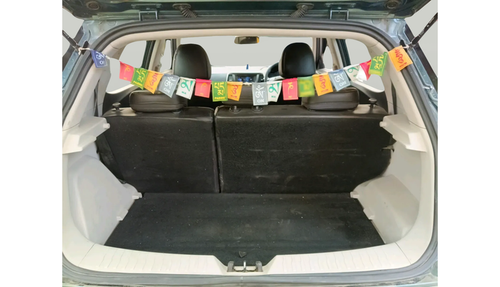 2020 Mahindra XUV300 W6 1.5 Diesel, Diesel, Manual, 43,367 km, exterior