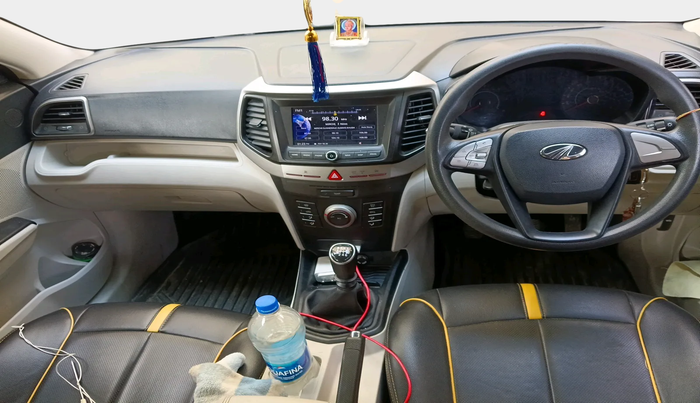 2020 Mahindra XUV300 W6 1.5 Diesel, Diesel, Manual, 43,367 km, interior