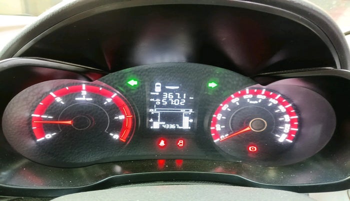 2020 Mahindra XUV300 W6 1.5 Diesel, Diesel, Manual, 43,367 km, interior