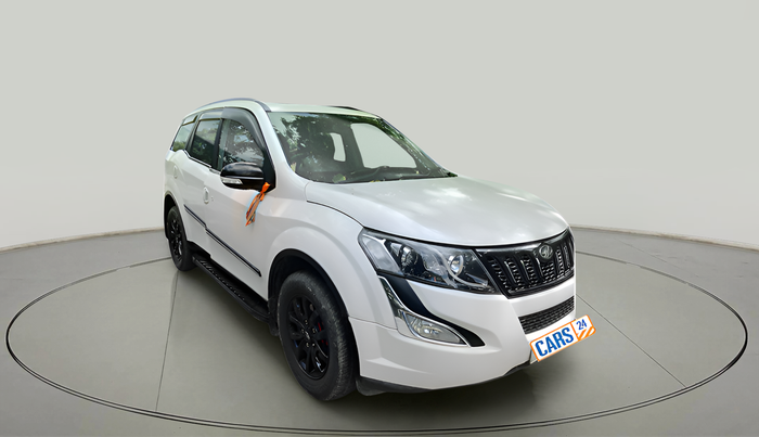 2016 Mahindra XUV500 W10, Diesel, Manual, 55,499 km, exterior
