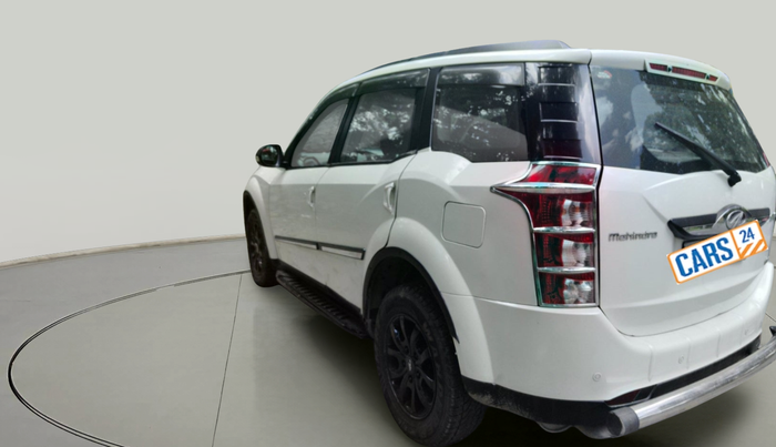 2016 Mahindra XUV500 W10, Diesel, Manual, 55,499 km, exterior