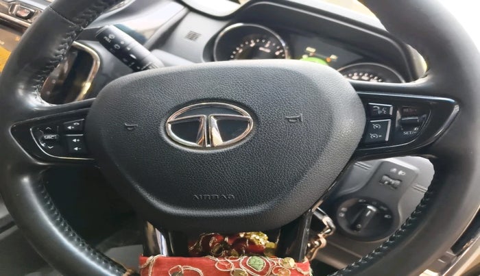 2019 Tata Hexa XT 4X2 7 STR, Diesel, Manual, 58,838 km, interior