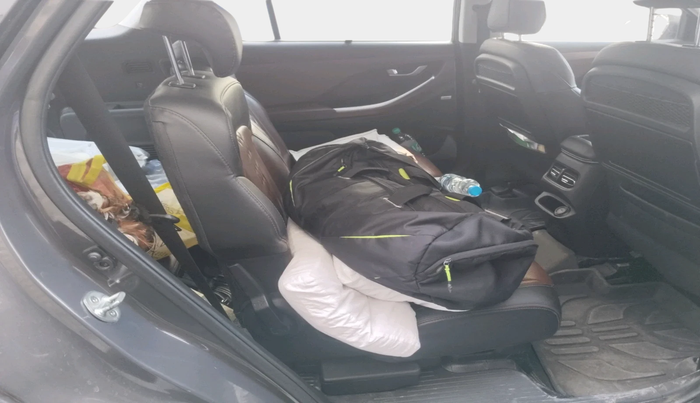 2021 Hyundai ALCAZAR 1.5 SIGNATURE MT 6STR, Diesel, Manual, 1,33,895 km, interior