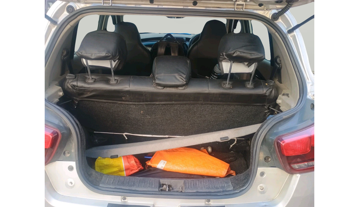 2016 Mahindra Kuv100 K6 6 STR, Petrol, Manual, 48,756 km, exterior