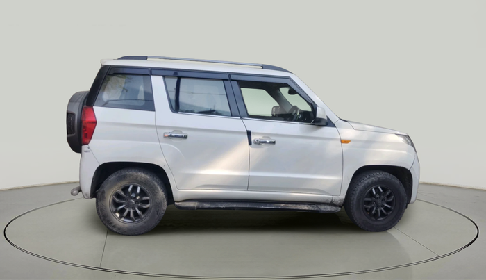 2017 Mahindra TUV300 T10, Diesel, Manual, 2,13,827 km, exterior