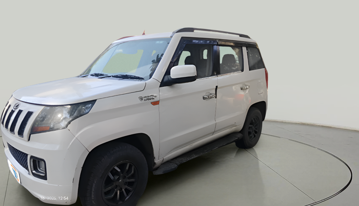 2017 Mahindra TUV300 T10, Diesel, Manual, 2,13,827 km, exterior