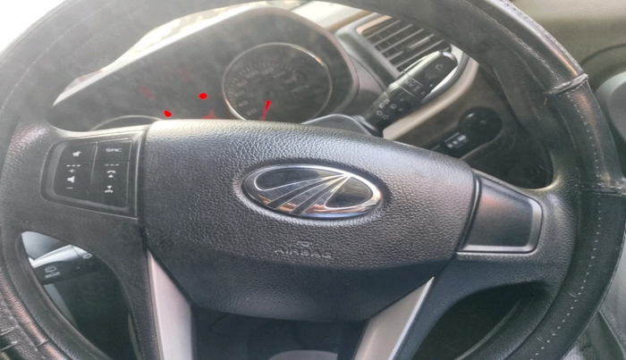2017 Mahindra TUV300 T10, Diesel, Manual, 2,13,827 km, interior