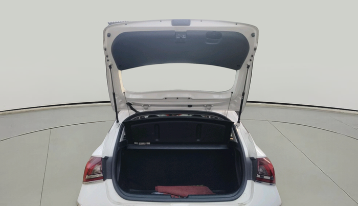 2021 Hyundai NEW I20 SPORTZ 1.2 MT, Petrol, Manual, 7,392 km, exterior