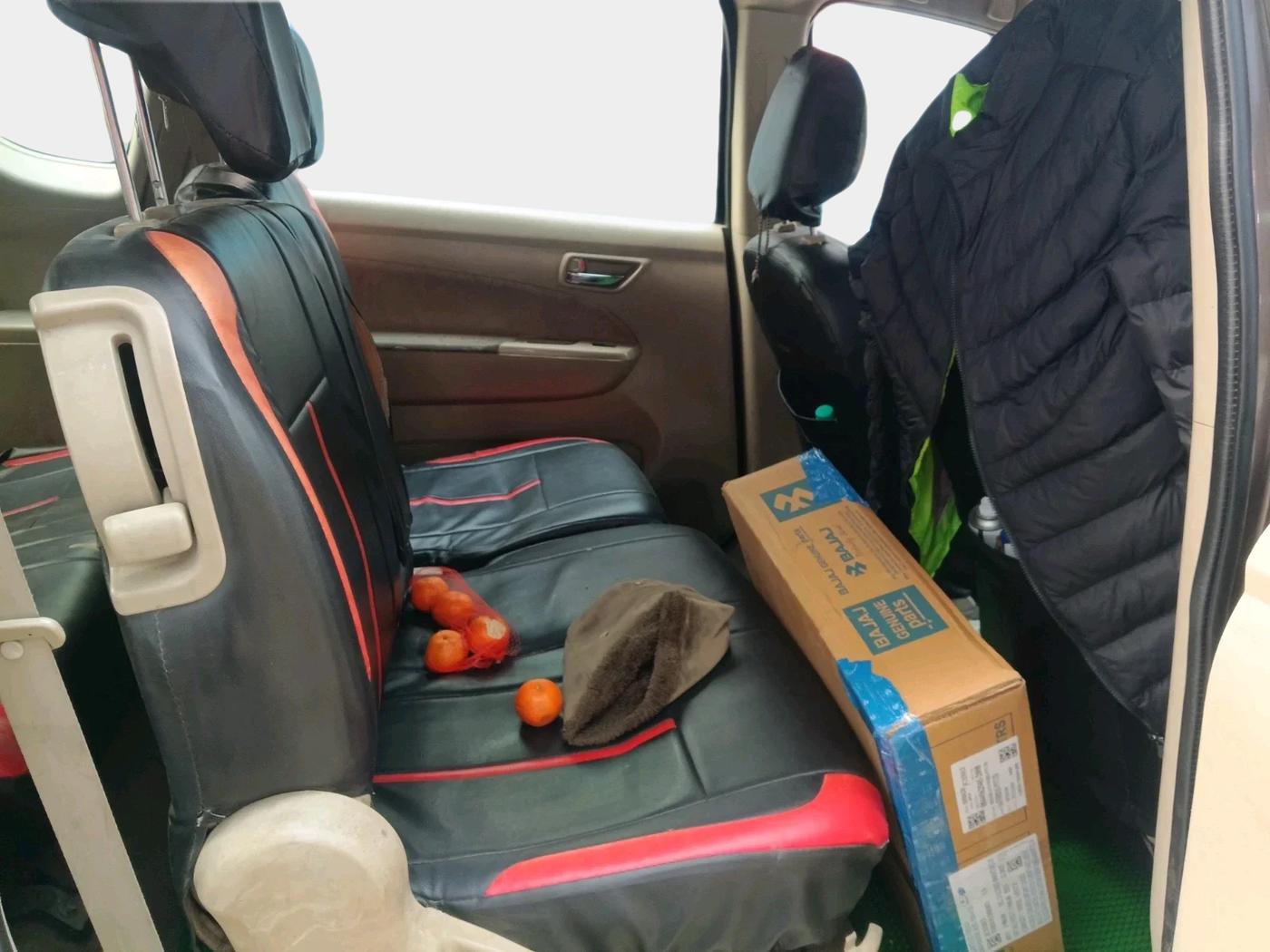 2014 Maruti Ertiga VXI, Petrol, Manual, 1,18,259 km, interior
