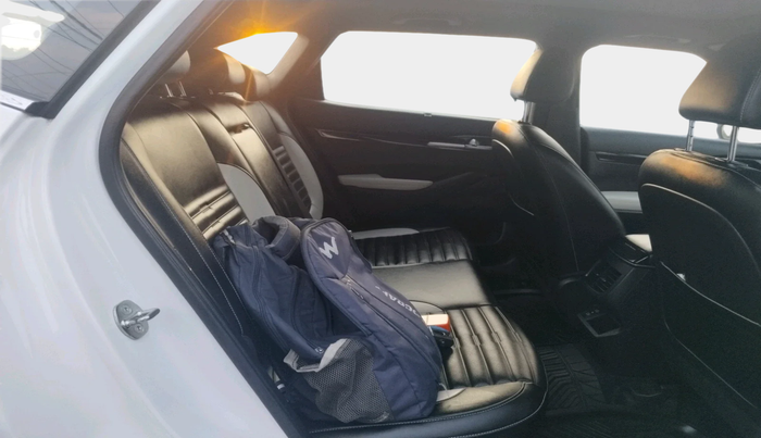 2024 KIA SELTOS  GTX PLUS 1.5 DIESEL AT, Diesel, Automatic, 18,858 km, interior