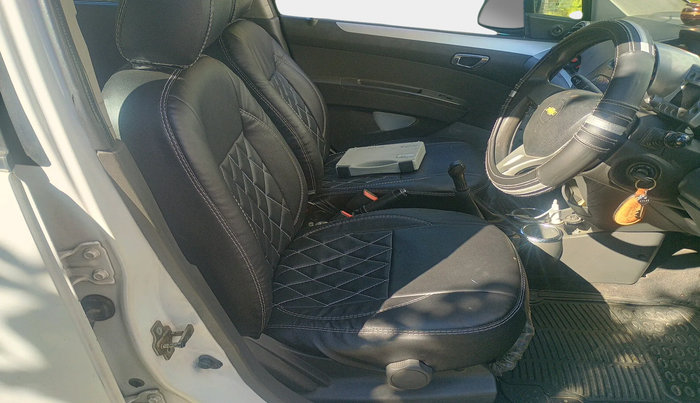 2013 Chevrolet Beat LT PETROL, Petrol, Manual, 50,995 km, interior