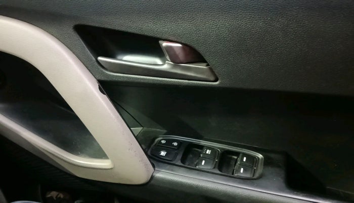 2016 Hyundai Creta BASE 1.6 PETROL, Petrol, Manual, 60,962 km, interior