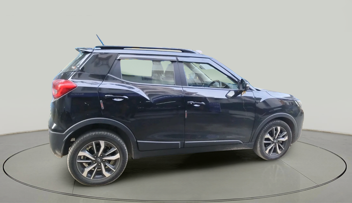 2021 Mahindra XUV300 W8 (O) 1.2 PETROL, Petrol, Manual, 9,727 km, exterior