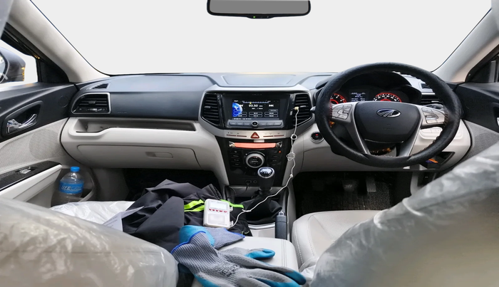 2021 Mahindra XUV300 W8 (O) 1.2 PETROL, Petrol, Manual, 9,727 km, interior